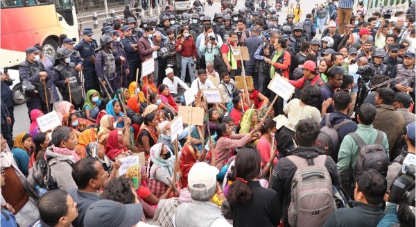 मिटर ब्याजसम्बन्धी तीन सय ८८ उजुरी फर्छ्यौट, दुई मुद्दा दर्ता